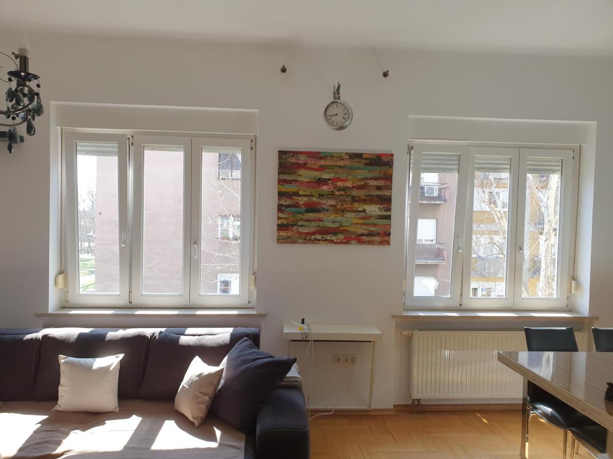 Downtown Oasis Zagreb Appartement Buitenkant foto